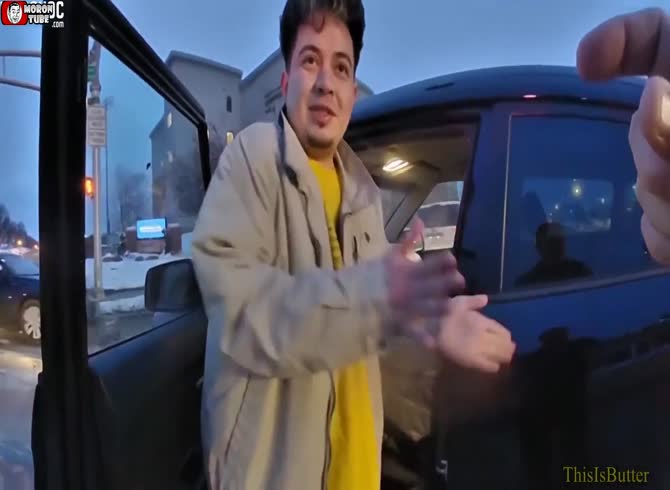 Video :A police officer throws an inebriated illegal immigrant to the ground